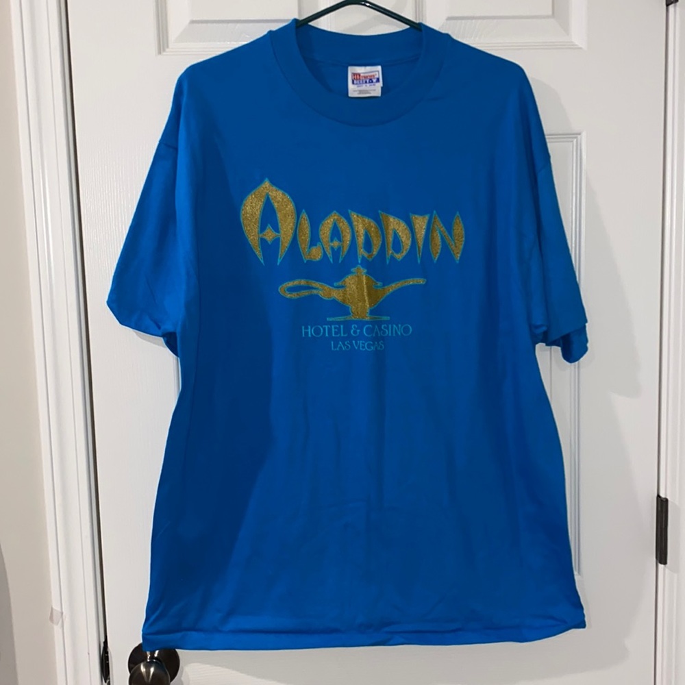 Aladdin Hotel and Casino t-shirt - Size XL VINTAGE